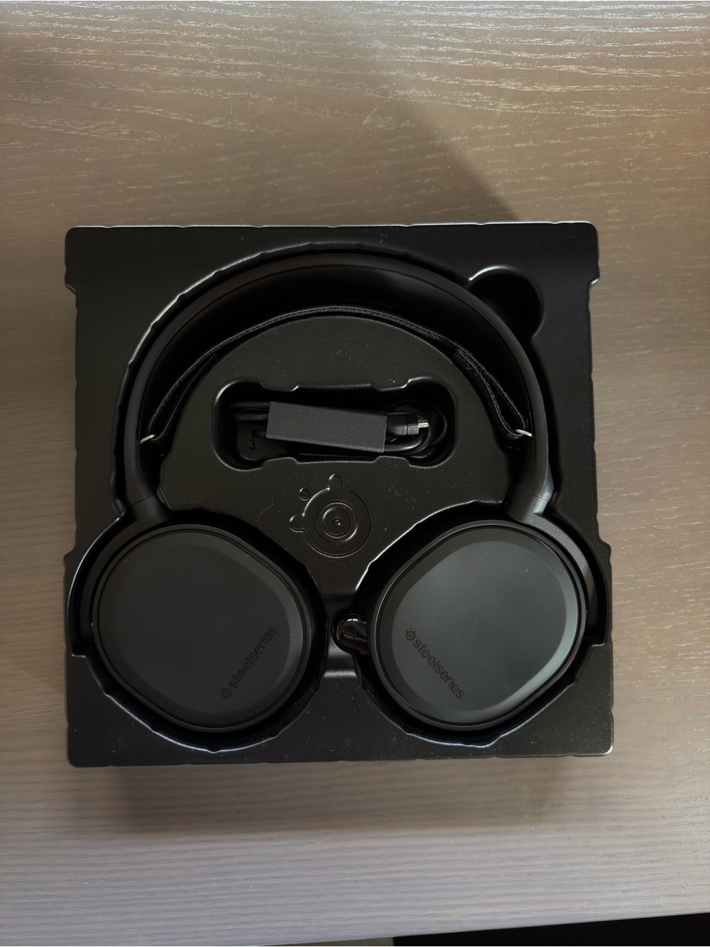 SteelSeries Arctis 3 Console Edition Wired Gaming Headset - Black - Picture 5 of 9